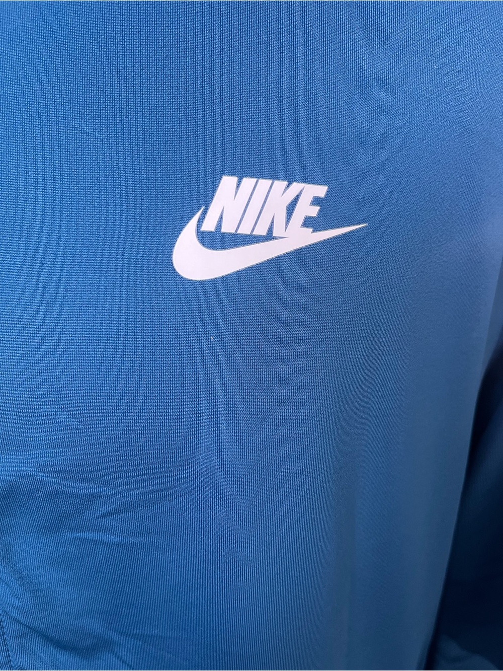 Nike Men’s Blue Full-Zip Performance Jacket - Picture 4 of 9